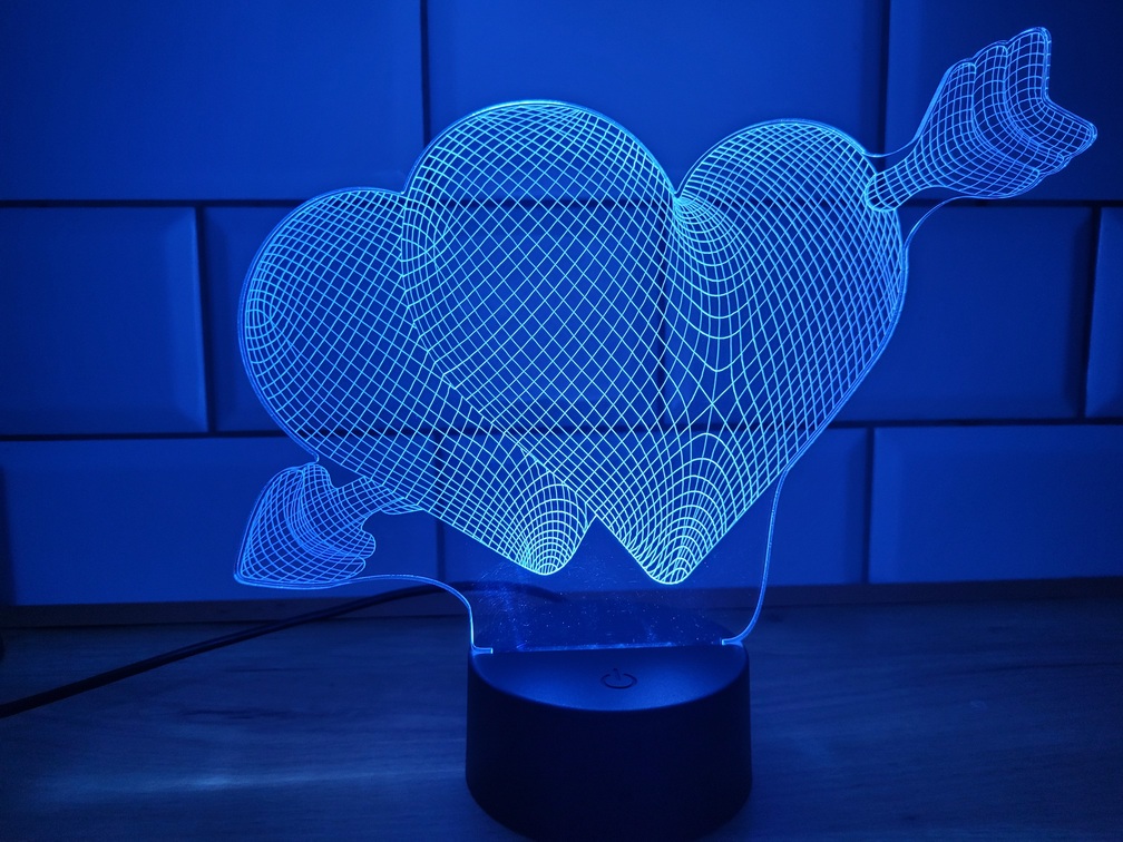 Lampka LED 3D - Serca ze strzałą - obrazek 2